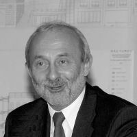 Csillag István