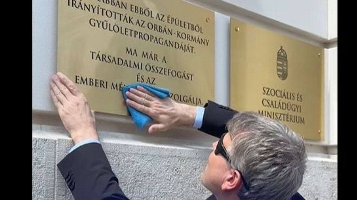 Ezt a táblát majd eltesszük...