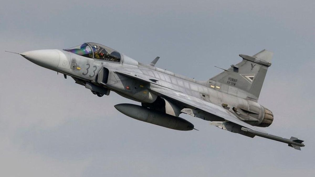 Gripen-baleset: a pilóta sérülése komoly, de nem életveszélyes