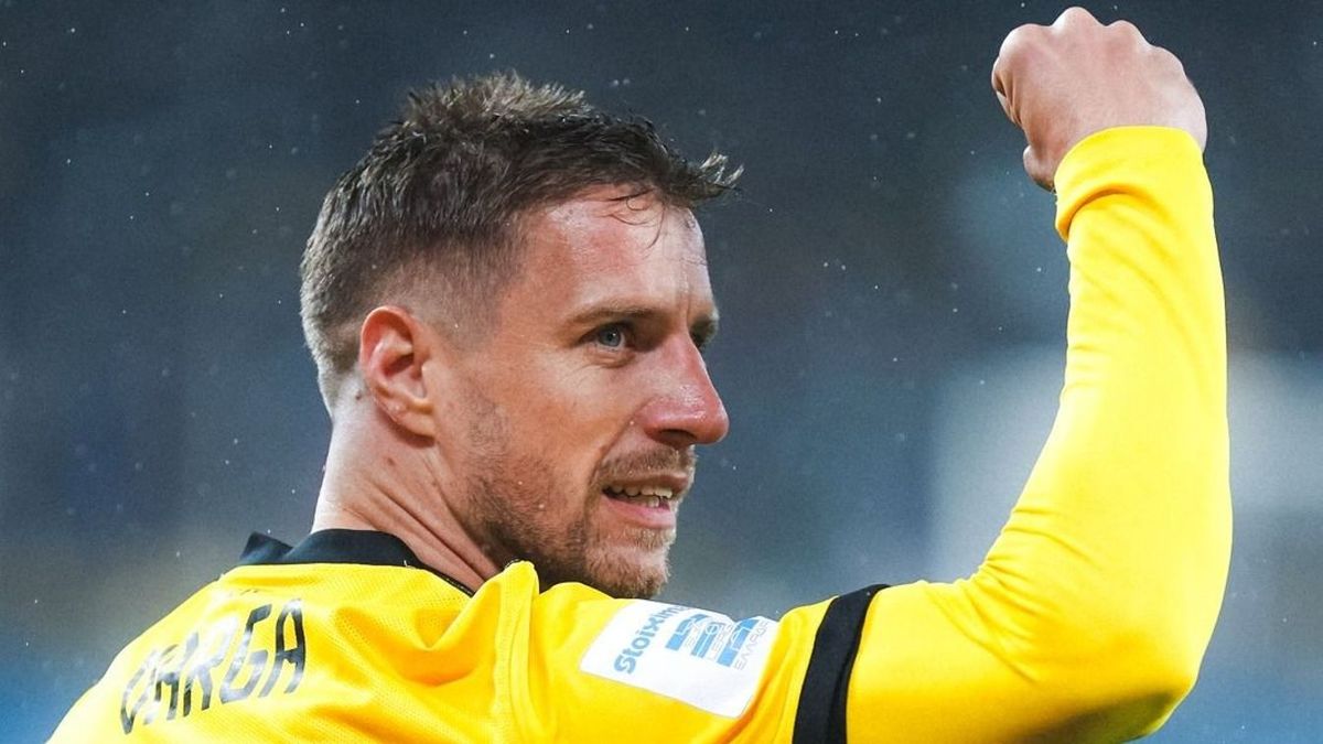 Varga duplázott, könnyedén jutott BL-főtáblára az AEK Athén